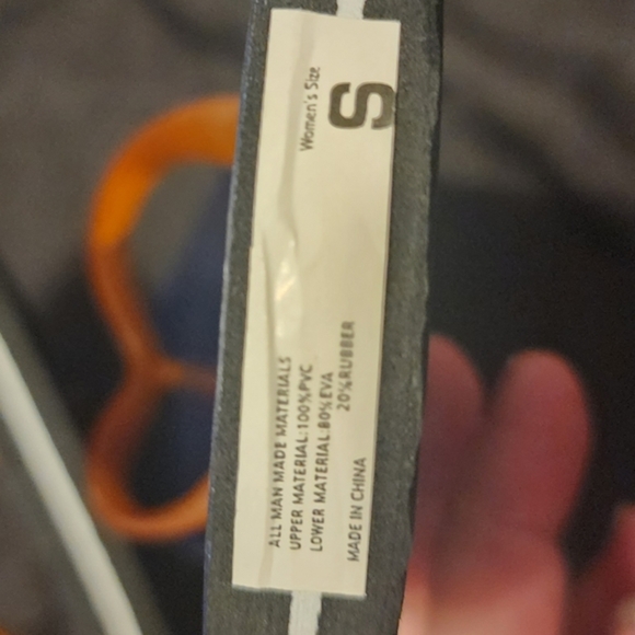 NY Giants Women's Sparkly Flip Flop. Small. New! Cute, trendy, different. - Picture 6 of 10